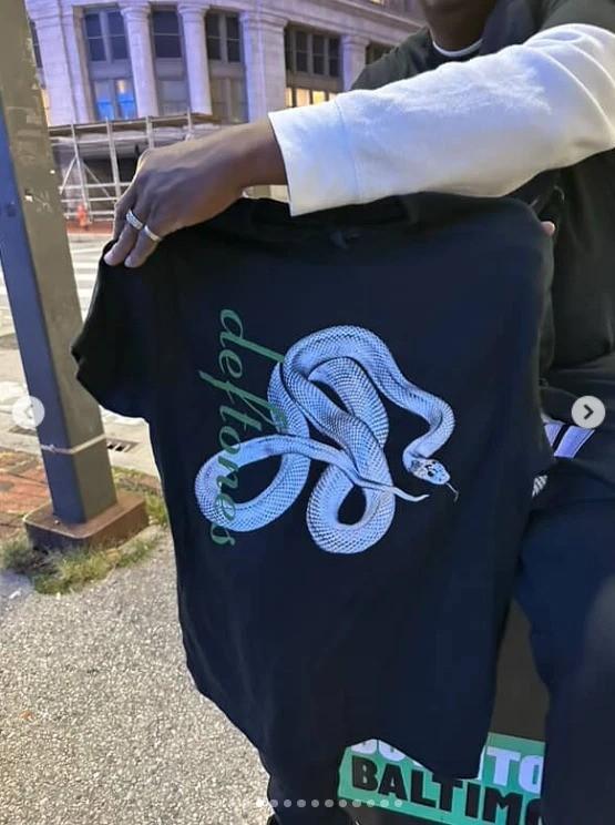 NEW Deftone 2025 Merch Private Music Logo Snake 1Sides T-Shirt Reprint Unisex T-Shirt XXXL