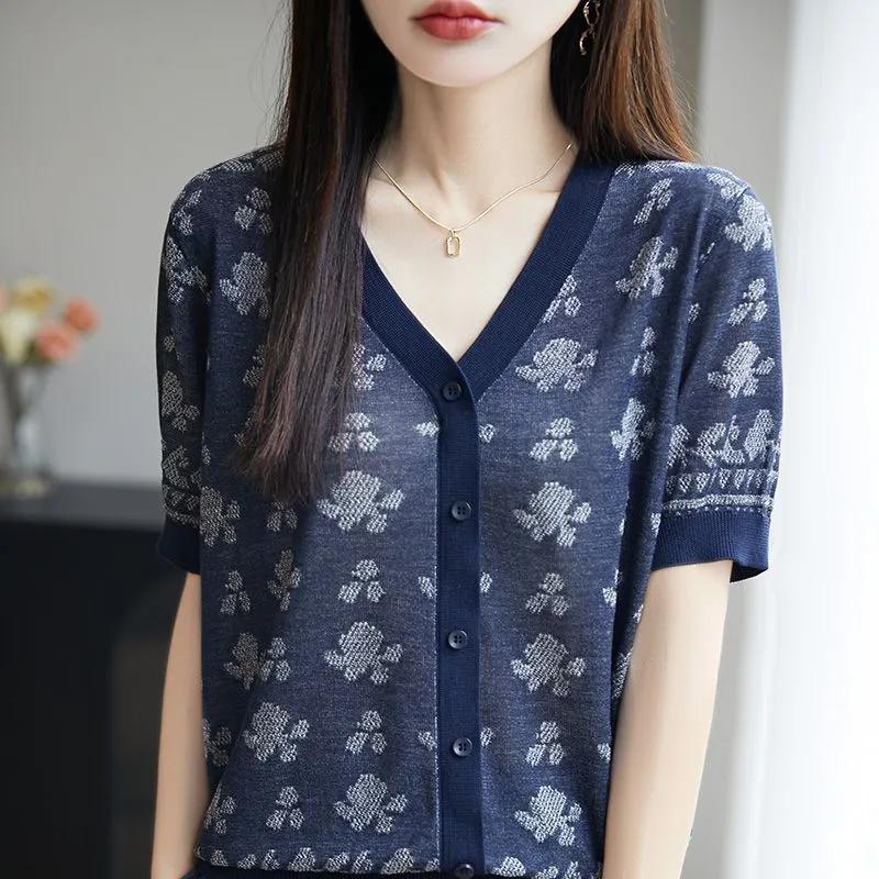 

Spring New All Match Cardigan Jacquard V-neck Short Sleeve Knitted Shirt Summer Thin Bottom Vintage Short Sleeve Classic Top L темно-синього кольору