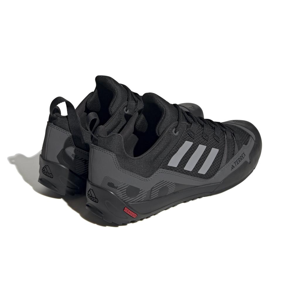 Herren-Trekkingschuhe adidas TERREX SWIFT SOLO 2 schwarz IE6901 Größe 42