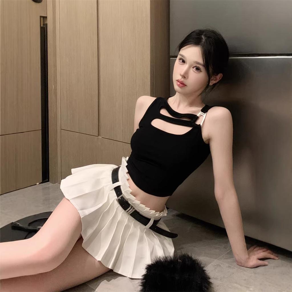 Summer Short Small Suspender Vest Women's Fashion Chic Design Sense Pure Desire Wind Hollow Sexy Sleeveless Inner Top