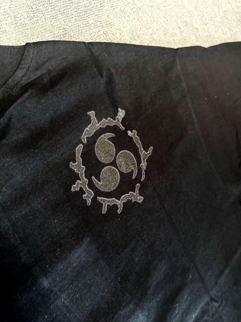 [USED] Naruto Sasuke Anime T-shirt, size XL