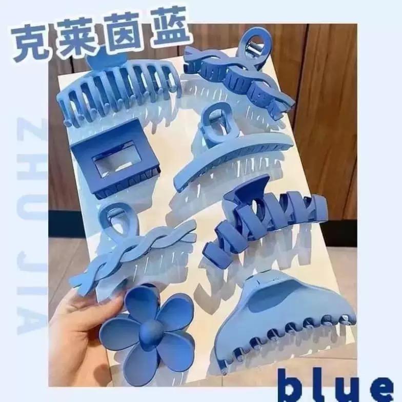 8Pcs Polychrome Hair Clip Set Frosted Shark Claw Clip Sweet Women Headwear for Updo Daily Wear Valentine's Day Hair Accessories