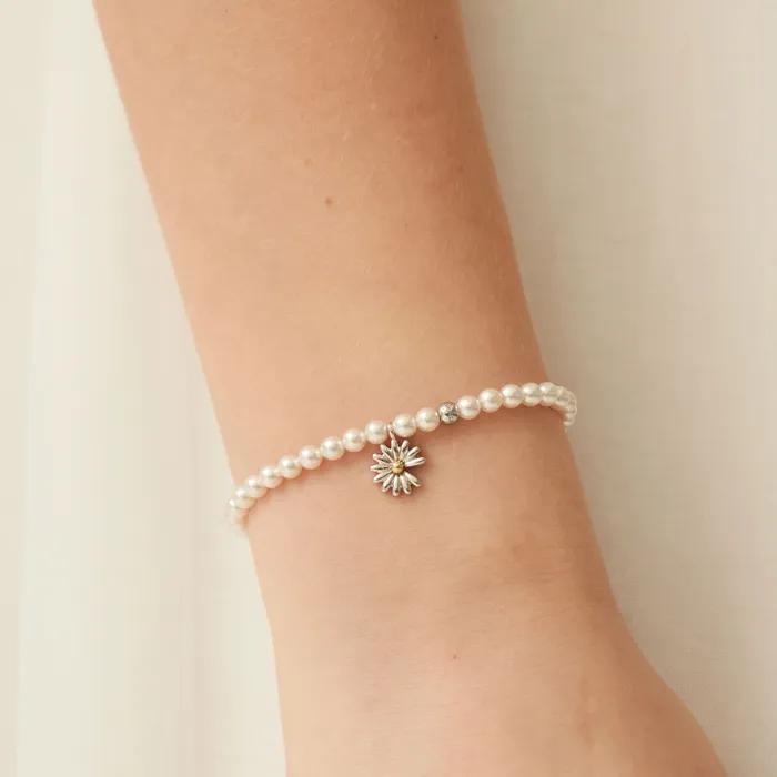 4mm Daisy Delight Pearl Bracelet Pearl Bracelet