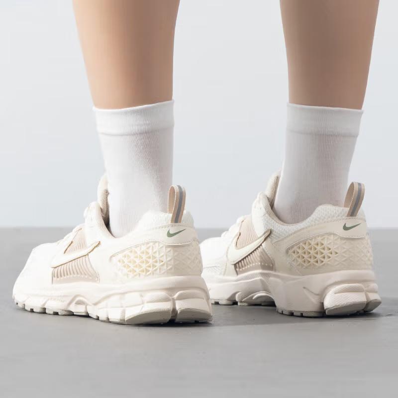 Nike Zoom Vomero 5 GS Kids Pale Ivory Sanddrift HF6998-101