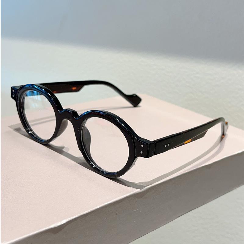 Internet celebrity high-end rice nail fashion anti-blue glasses can be equipped with degree retro wind round frame flat mirror
