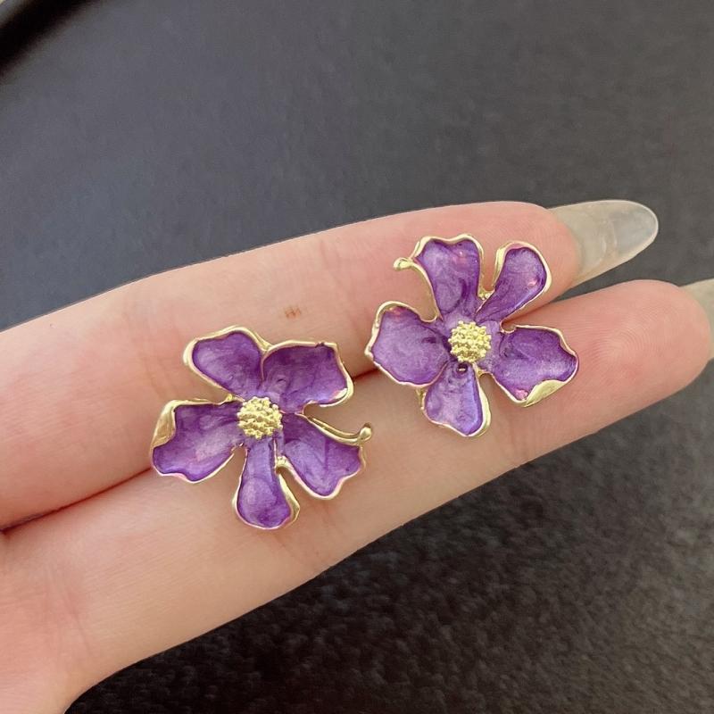 Purple Enamel Flower Women's Dangle Earrings Irregular Petals Unusual Small Earrings for Female Bohemian Elegant Fashion Jewelry