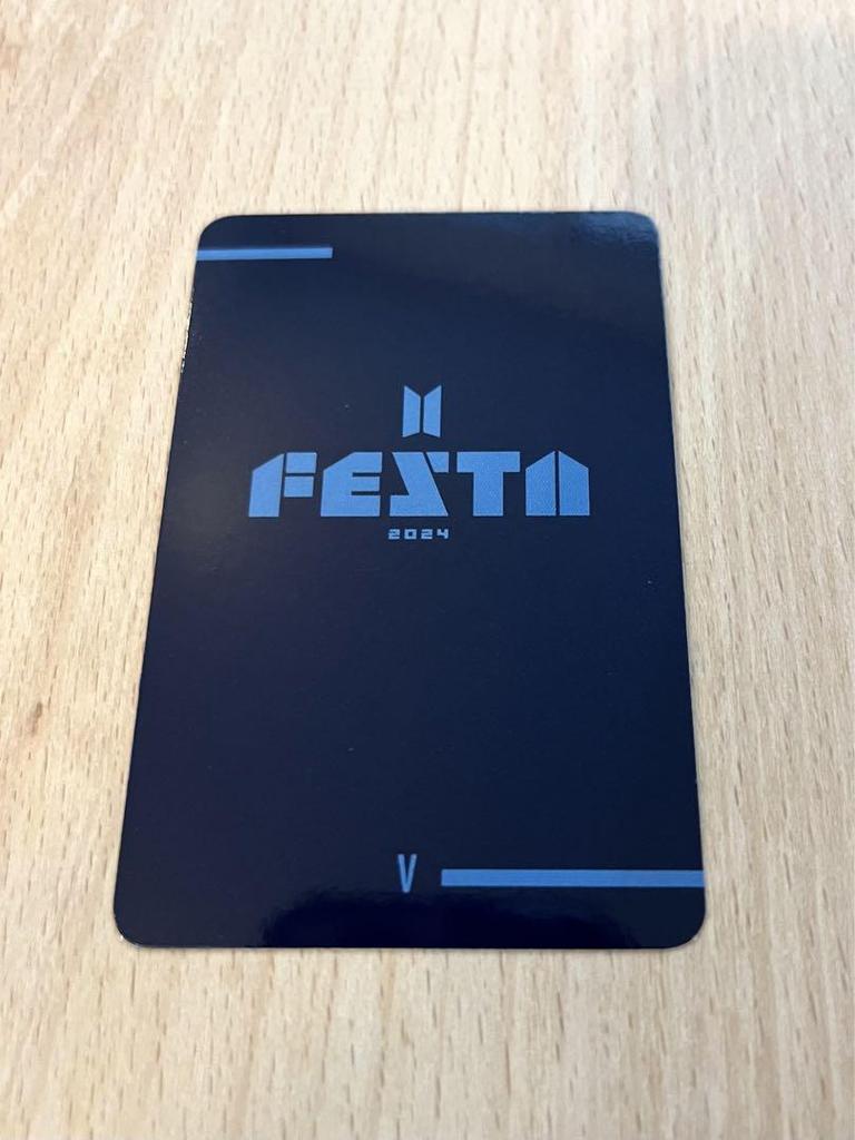 [USED] BTS FESTA 2024 ARMYZONE Taehyung V Trading Card Hard Case