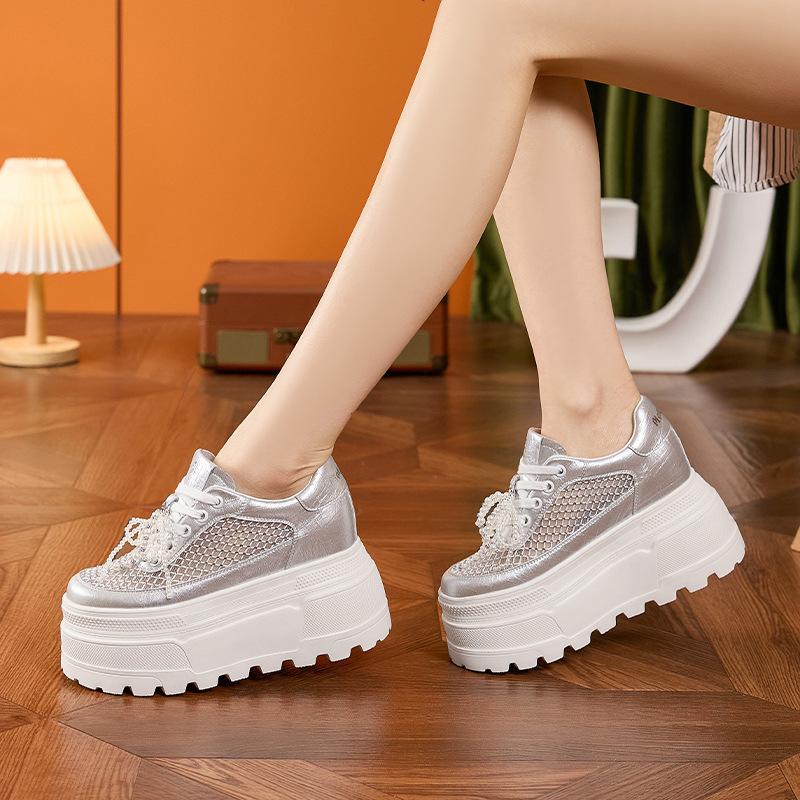 Little White Shoes Women's 2025 New Summer Rhinestone Thick-soled Hollow Mesh Sandals Versatile Breathable Inner Height-increasing Women's Shoes