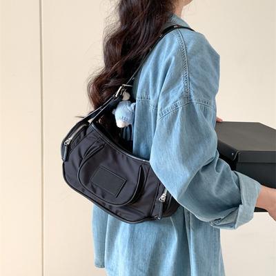 New Shoulder Bag Versatile Nylon Handbag Female Feeling Simple and Fashionable Personality Underarm Bag Female