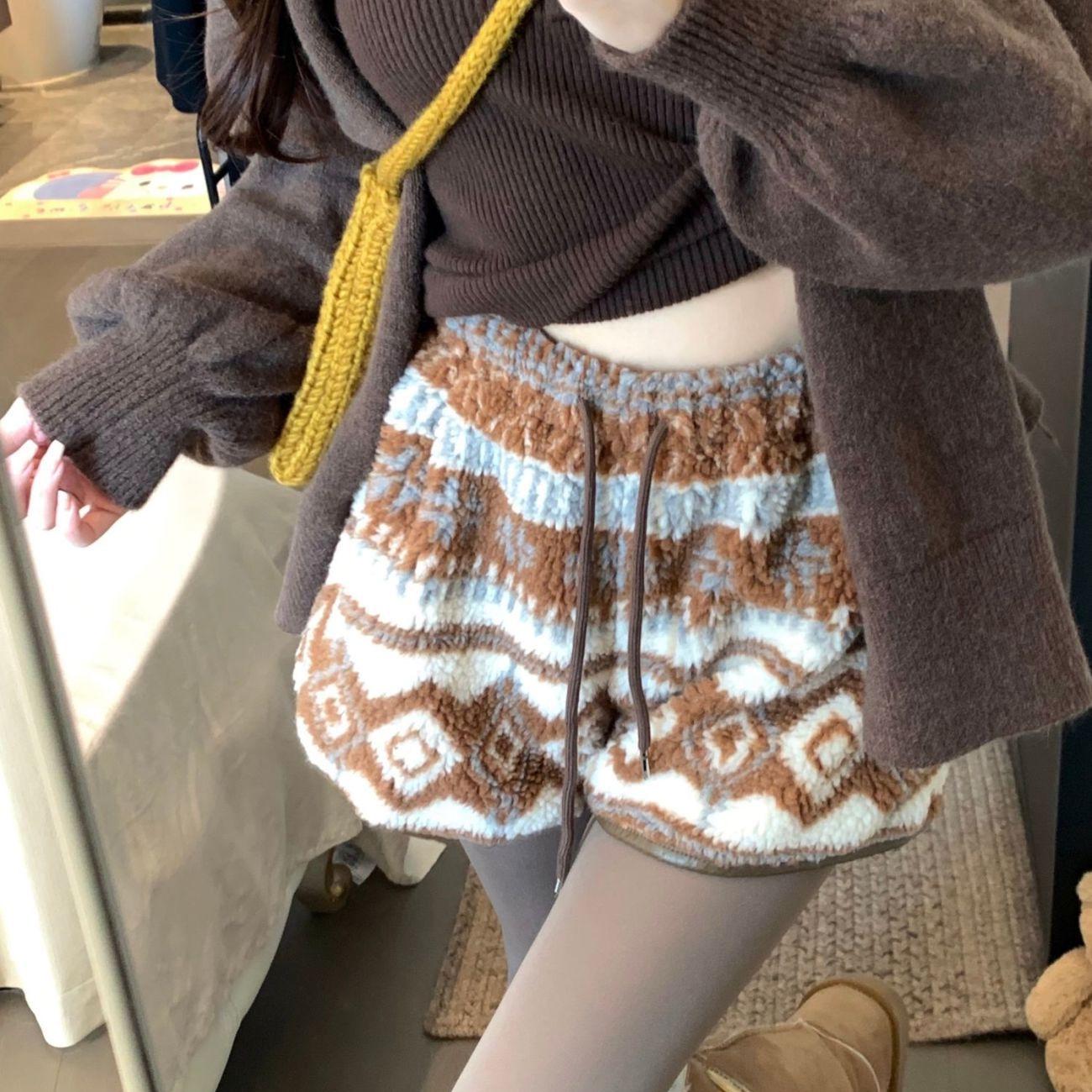 

Women s High-Waisted Lambswool Retro A-Line Bootcut Shorts - Winter Warm Jacquard Straight-Leg Pants Small