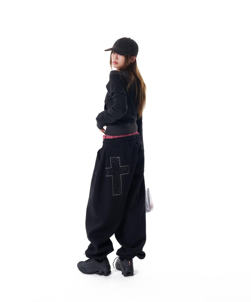 AAKAM Laced Cros2 Patch Sweatpants (Black)
