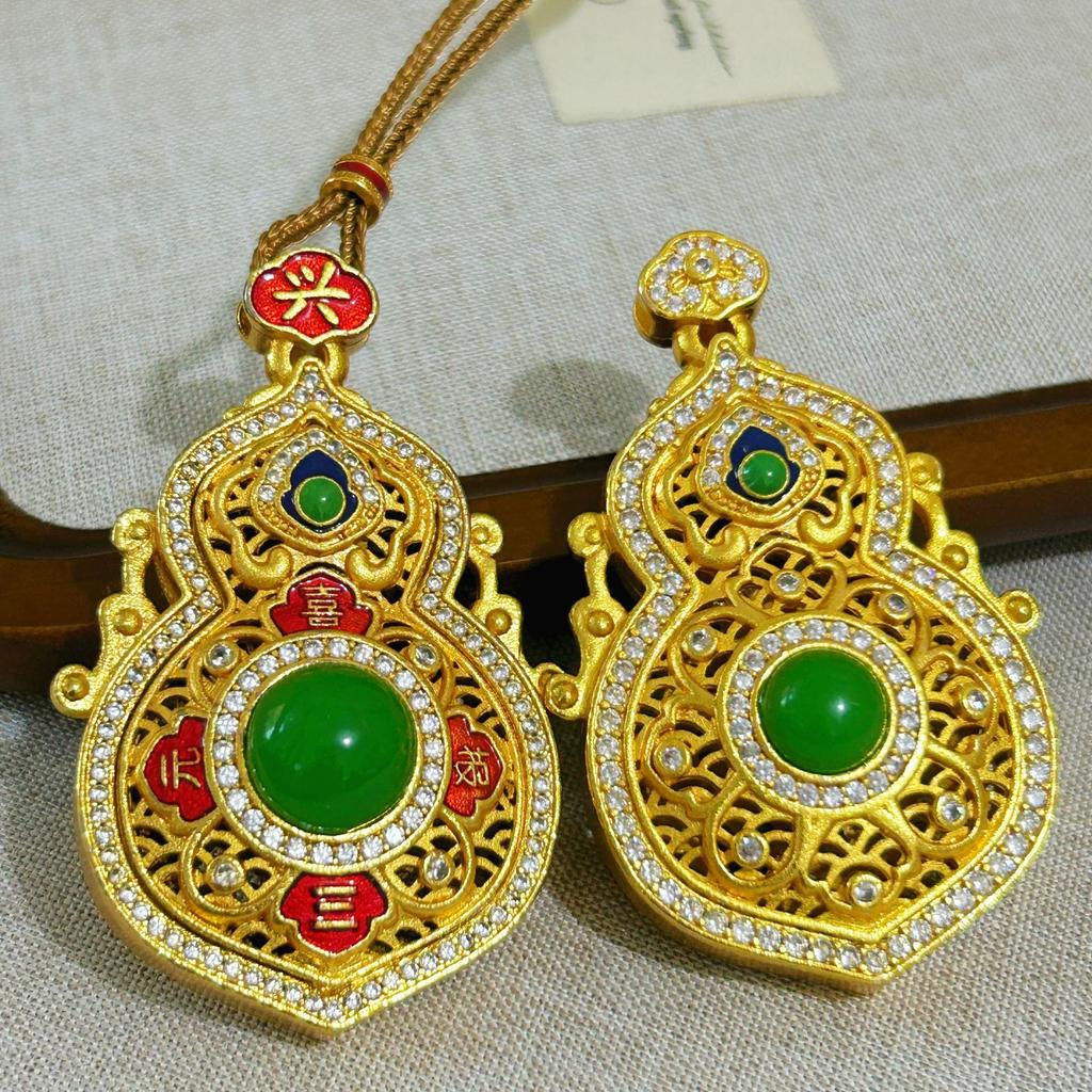 Gourd Pendant Necklace Court Style Niche Design Sense Large Gourd Pendant Jewelry