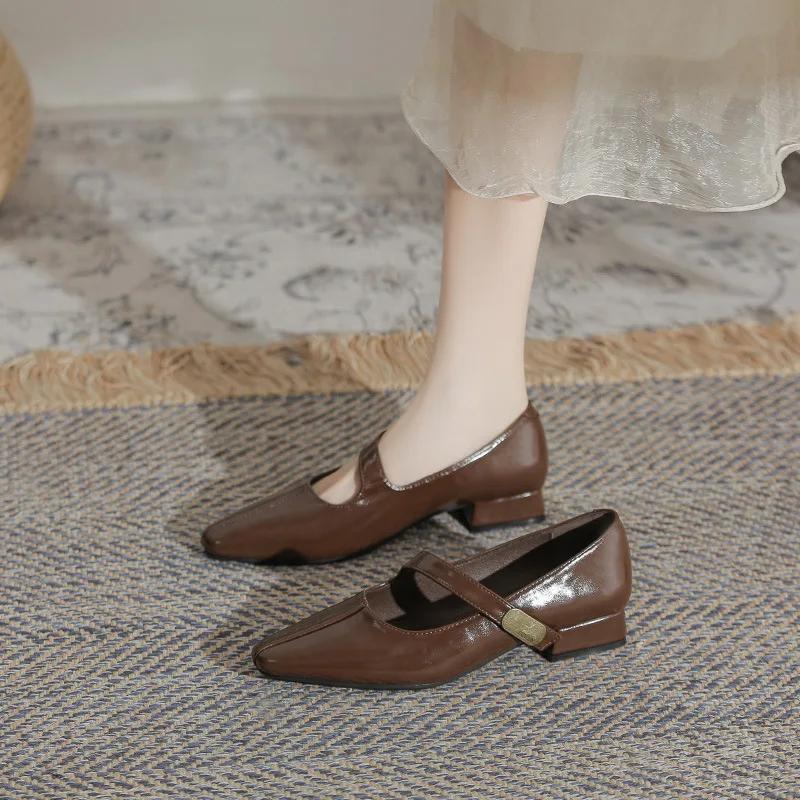 Square Toe Shoes Spring&Autumn Women's Pointed Toe Ladies One-word Buckle Shoes Retro Elegant Leather Shoes