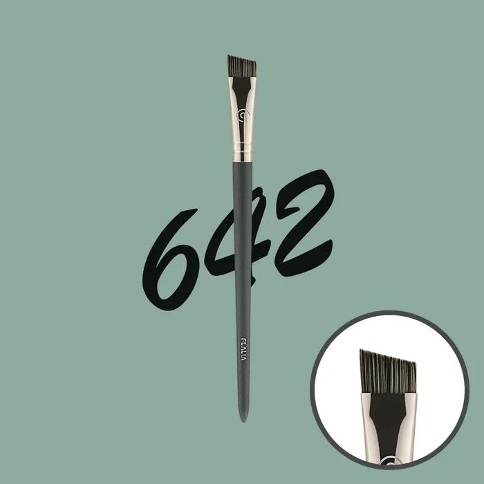 

Премиальный фирменный карандаш для бровей W #642