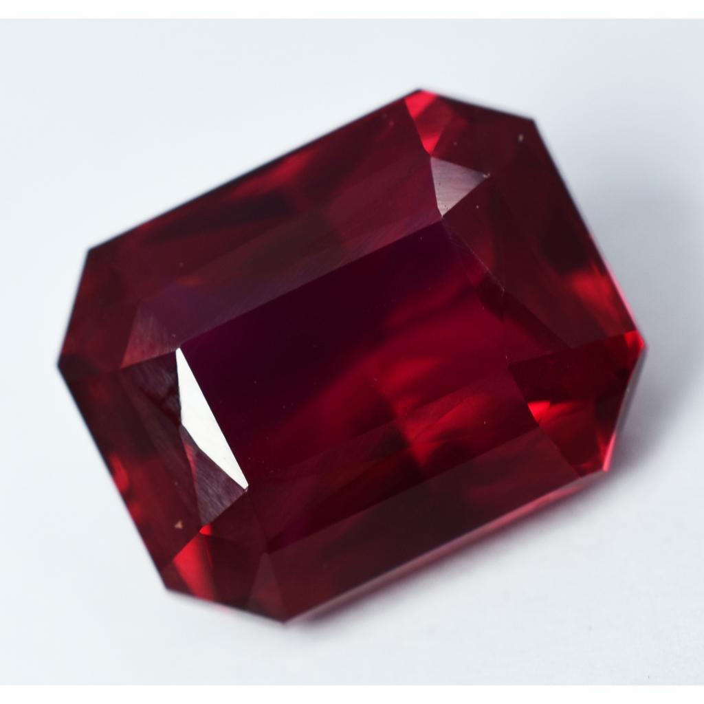 10.30 Ct   Loose Gemstone Red Emerald Cut  Extremely Rare Natural Ruby