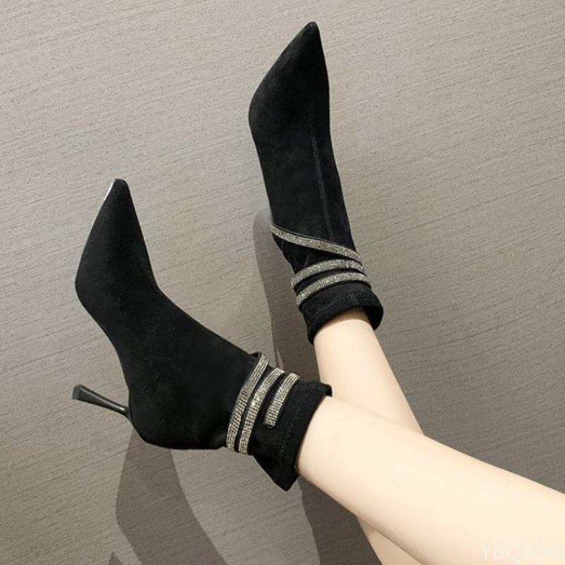 Autumn Winter Fashion New Party Versatile Women's Boots with Pointed Fine Heels and Water Diamond Women's Fashion Short Boots