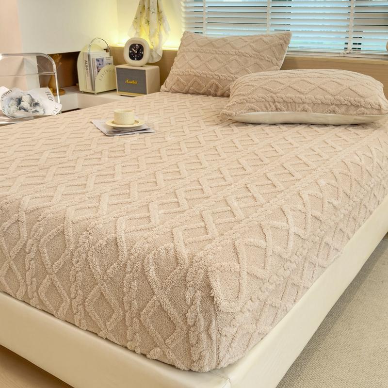 3Pcs Set Velvet Thermal Mattress Cover, 1pc Fitted Sheets and 2pcs Pillowcase, Autumn Winter Warm Bed Cover, Soft Bed Sheet Set