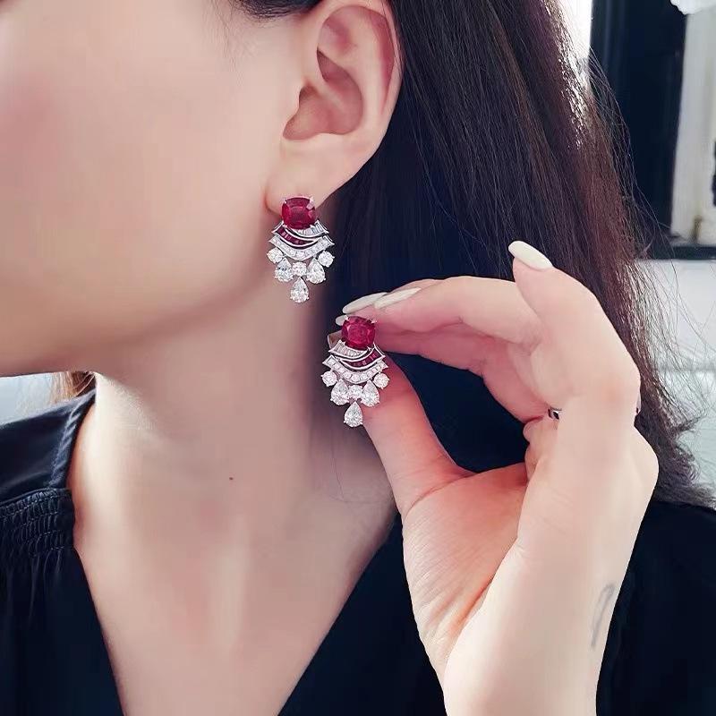 High Jewelry Pigeon Blood Ruby Crown Ring & 18k Gold-Plated Gemstone Stud Earrings - Luxurious Haute Couture