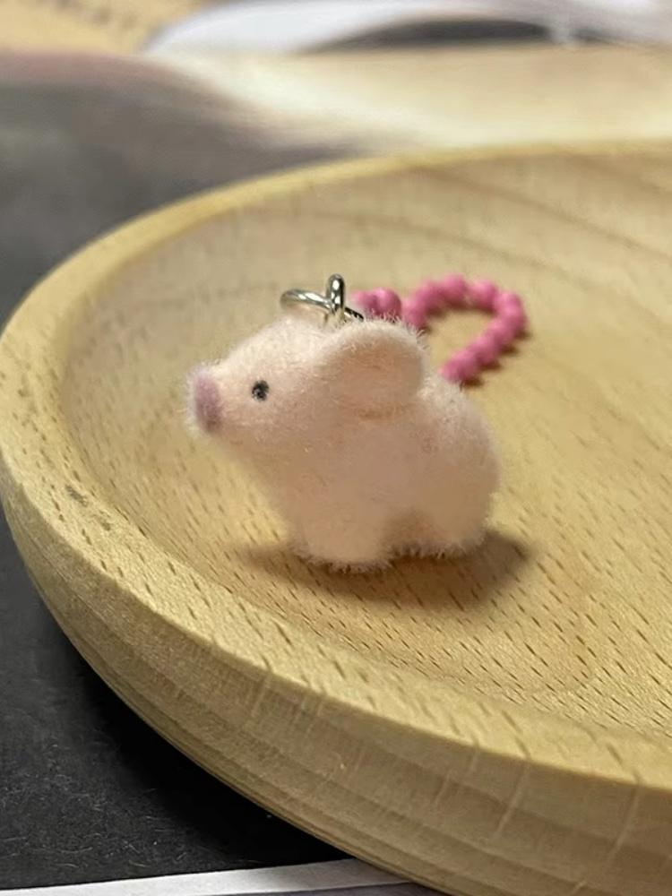 Fluffy Cute Pink Pig Keychains Sheep Capybara Otter Resin Mini 3D Animal Key Ring Holder Bag Charms Car Pendants Gift