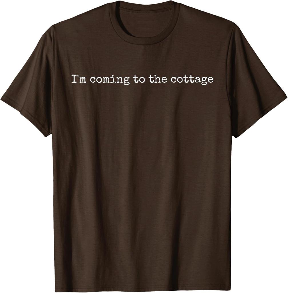 Camiseta Unisex 'I'm Coming to The Cottage Romance Hockey Couple'