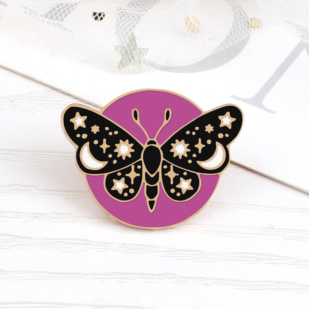 Small Retro Insect Butterfly Lapel Pins Cartoon Moon Phase Moth Brooch Cute Exquisite Enamel Badge Bag Accessories Gifts Jewelry