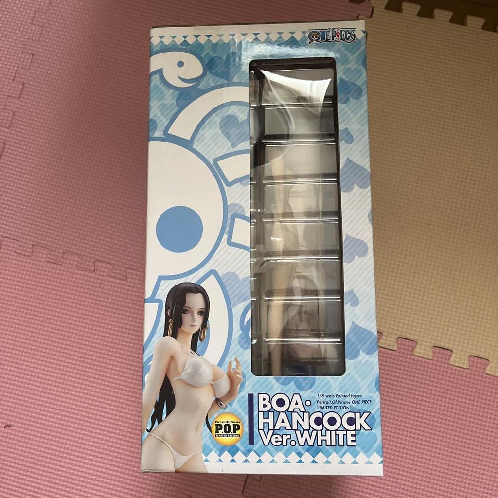 [USED] P.O.P ONE PIECE Boa Hancock ver. WHITE