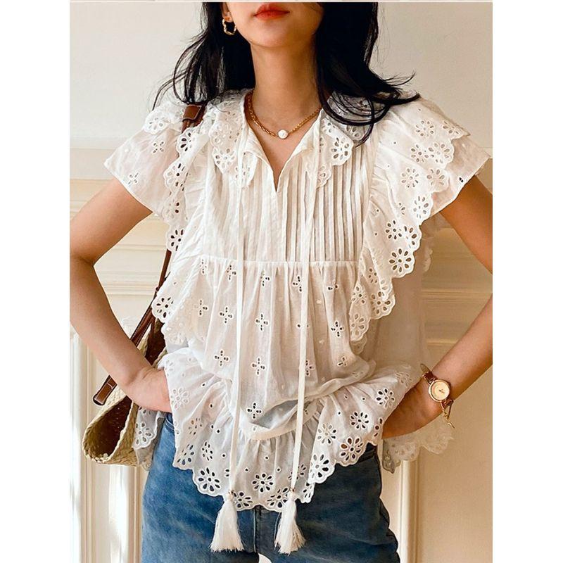 

FindIt Summer New Arrival French Simplicity Fashion White Shirt Fashion Vacation Style Loose Embroider Cut Out Small Top Rice White S