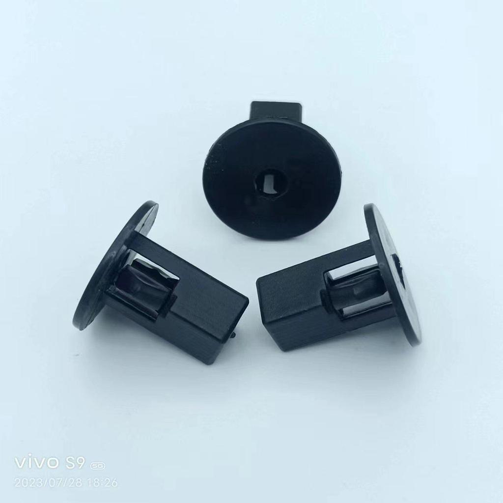 Toyota Series Fender Liner Plastic Clips for Car Fixing