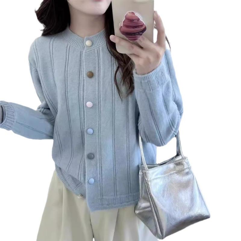 Autumn and winter new sweet small fresh soft waxy sweater jacket lazy color button knitted cardigan top women
