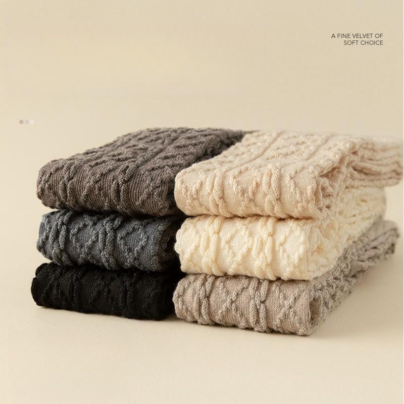 Meias de lã até o joelho para outono e inverno, meias japonesas grossas e quentes de tubo longo, torções de massa frita, meias longas de tubo alto sem pílulas versáteis