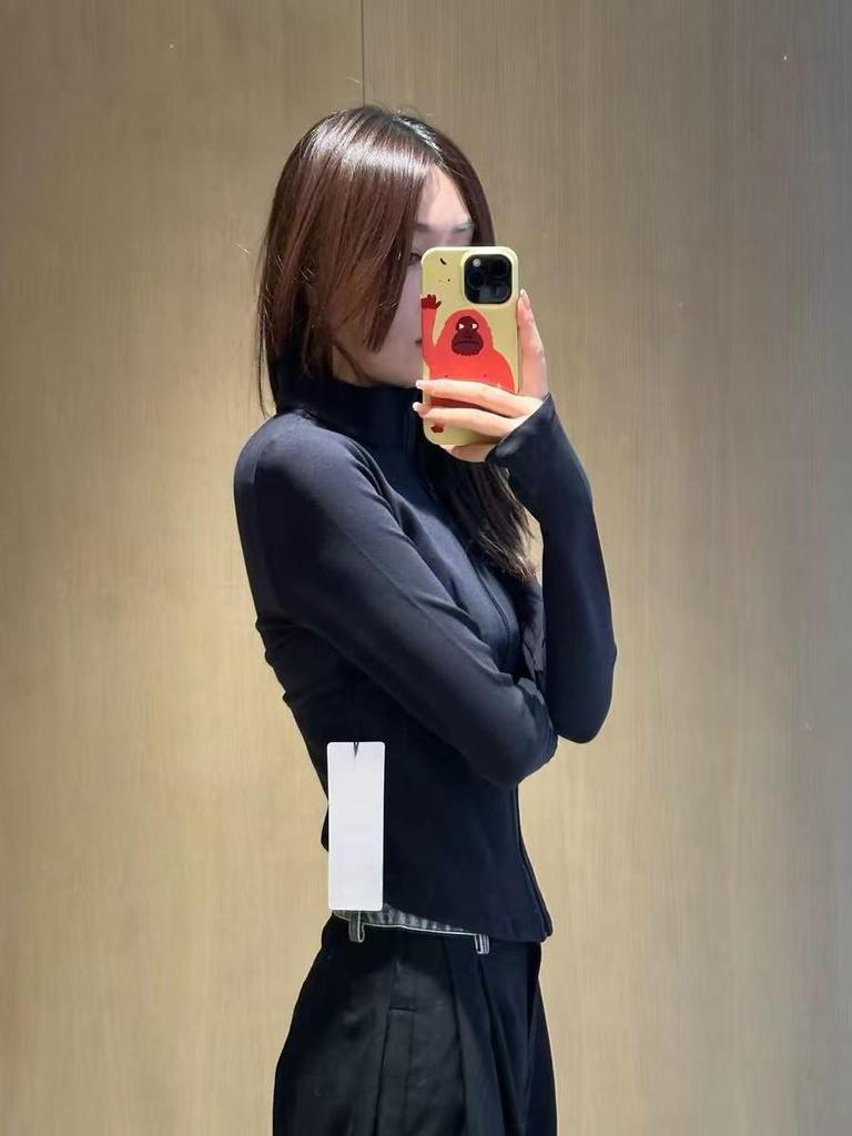 Women's Quick-Dry Slim Fit Sports Jacket with Stand Collar and Fingerless Sleeves for Yoga and Running