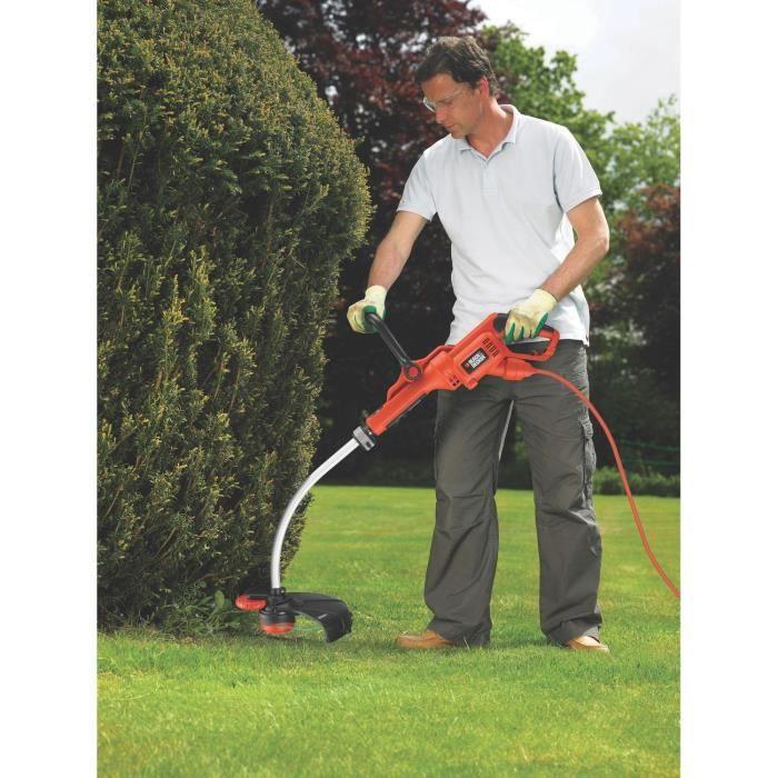 Coupe-bordure électrique BLACK+DECKER - GL7033-QS - 700W - 33 cm - Filaire - tete pivotante - tube télescopique