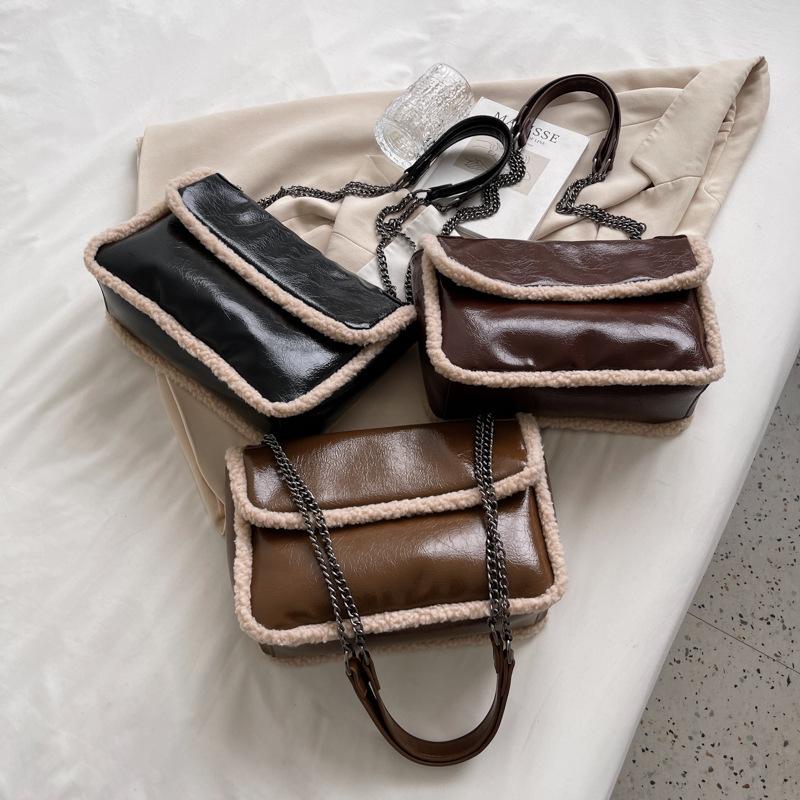 2025 Autumn and Winter Season Chain Stray Bag Plush High-end Niche Design Fashionable Versatile Shoulder Messenger Bag Bag