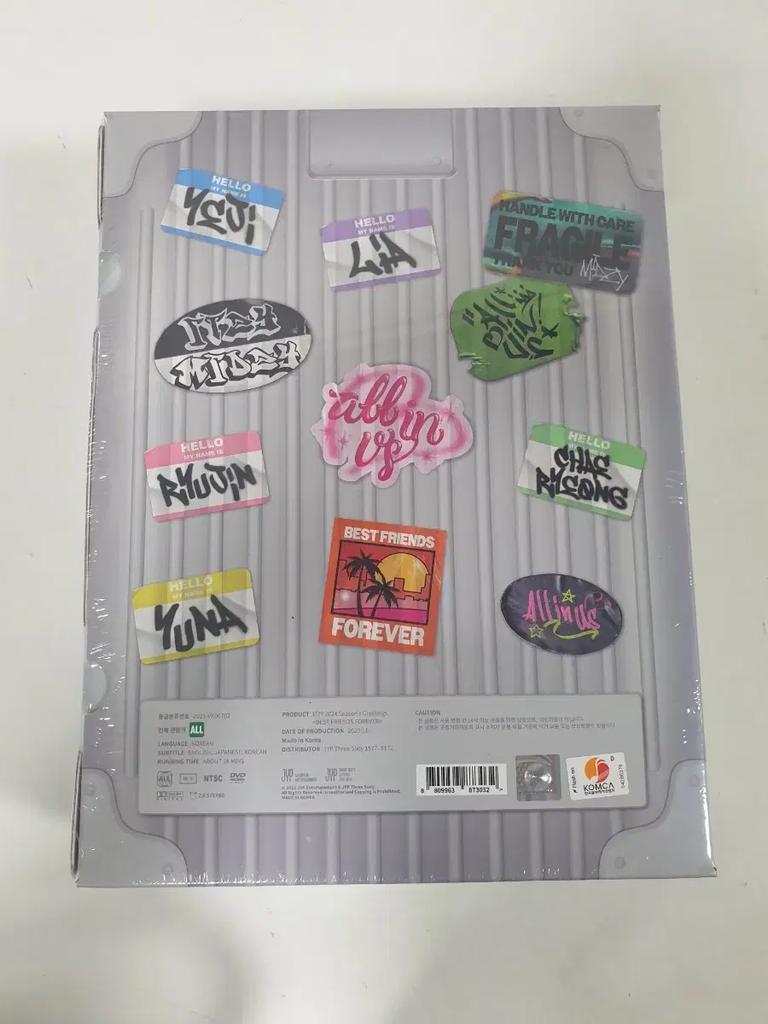 ITZY 2024 Season's Greetings Signature Best Friends Forever