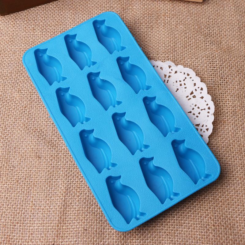 12 Grid Penguin Shape Ice Mold Silicone Household DIY Ice Cube Pastry Chocolate Baking Mould Kitchen Bakeware Decoration