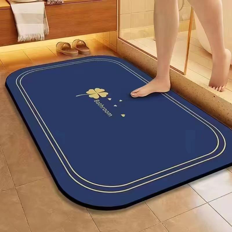 Quick Ship Four-Leaf Clover Diatom Mud Non-Slip Shower Mat - Water Absorbing & Wear Resistant Floor Mat