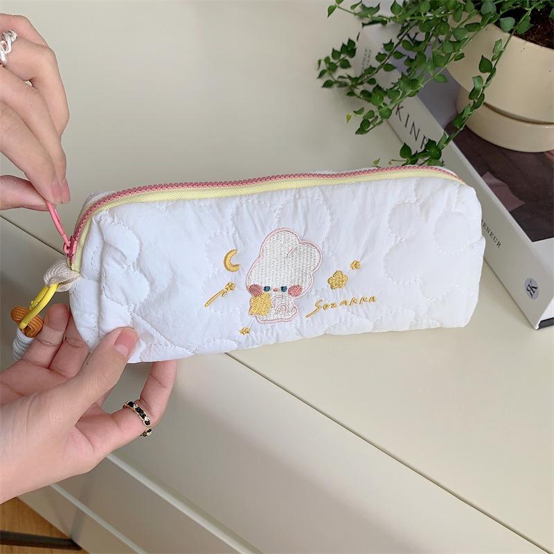 

Cute Large Capacity Rabbit Embroidered Makeup Bag Portable Travel Storage Bag StyleA