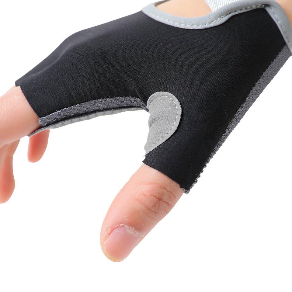 Non-slip Wear-resistant Half-finger Gym & Cycling Gloves