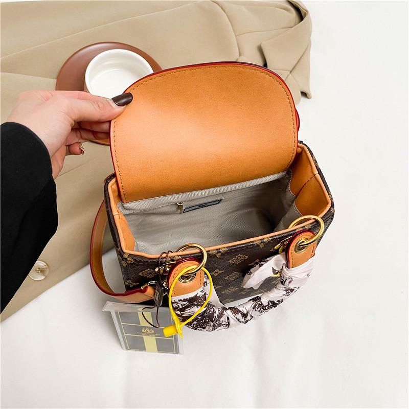 Premium bag New presbyopia contrasting color Princess Diana bag silk scarf portable shoulder women's bag