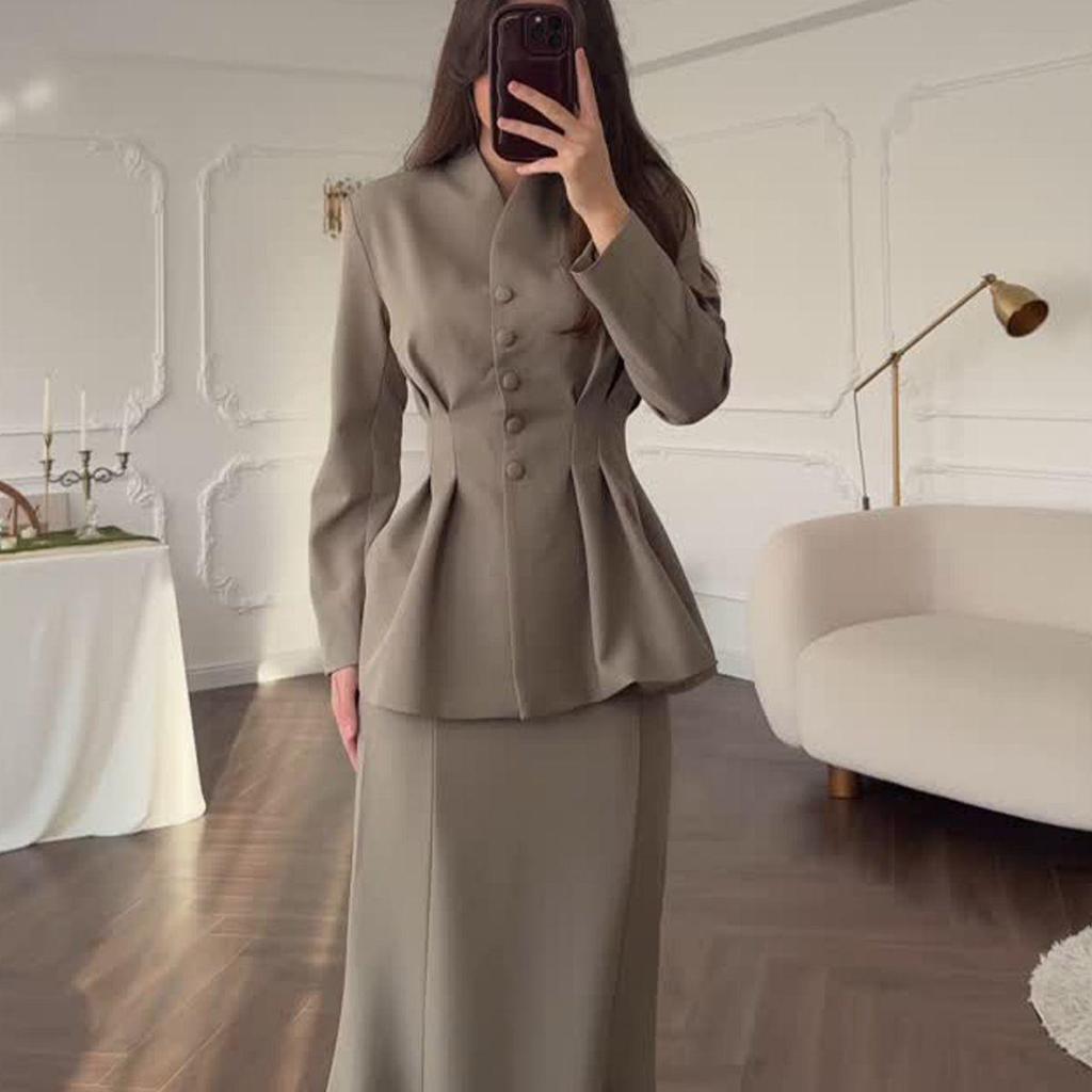 Autumn/Winter 2025 European & American Slim Cardigan and Midi Skirt Set