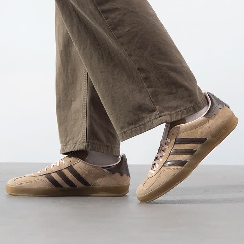 Унисекс Lifestyle Кроссовки Adidas JR8028 42