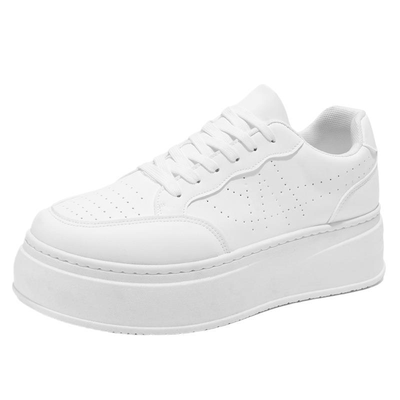 Sommer Herrenschuhe neue atmungsaktive kleine weiße Schuhe Herren Trend vielseitige dickbesohlte Erhöhung Sportschuhe Casual Board Schuhe trendige Schuhe