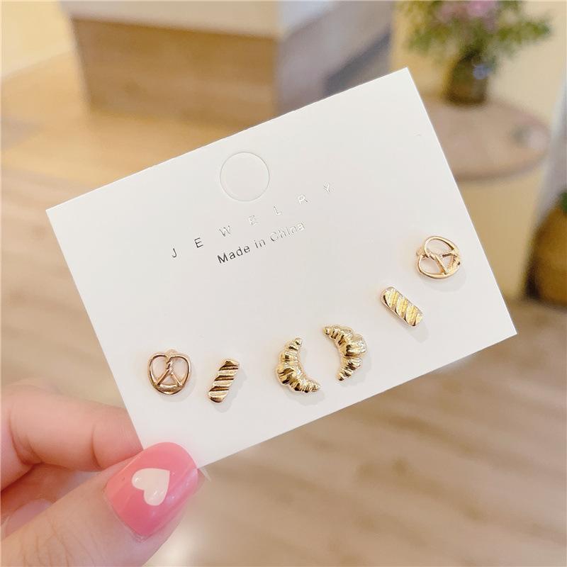 3Pair Mini Twisted Croissant Stud Earring Simulated Bread Earrings For Women Minimalist Food Fine Jewelry Bead Accessories