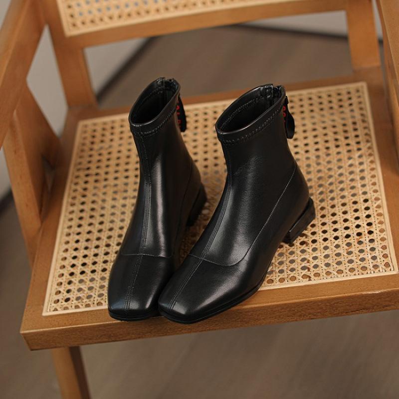 

After autumn and winter, zipper square head medium boots, new low-heeled large-size women s boots, square heel comfortable Korean version of wome 39 чорний
