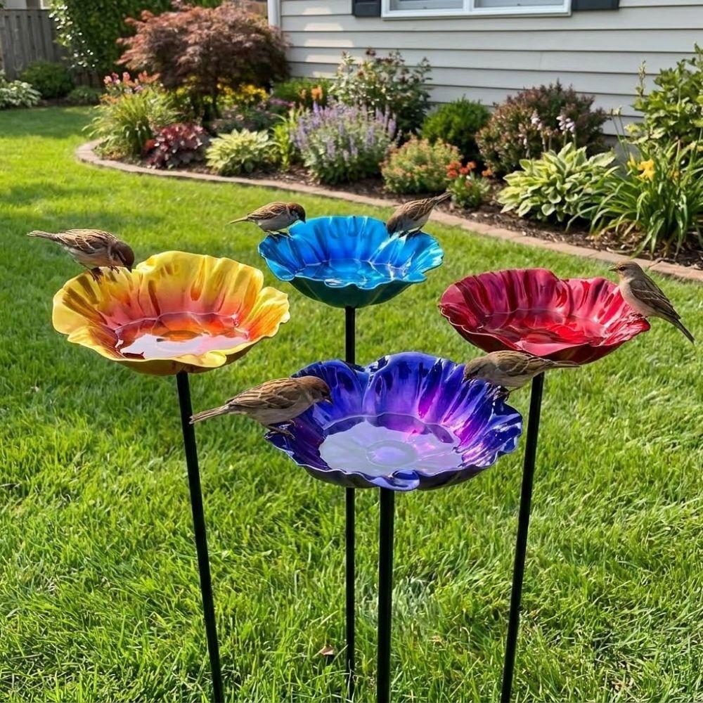 Handmade Metal Bird Bath Stake Flower Shape Weather Resistant Outdoor Bird Bath Detachable Iron Art Animals Drinking Cup