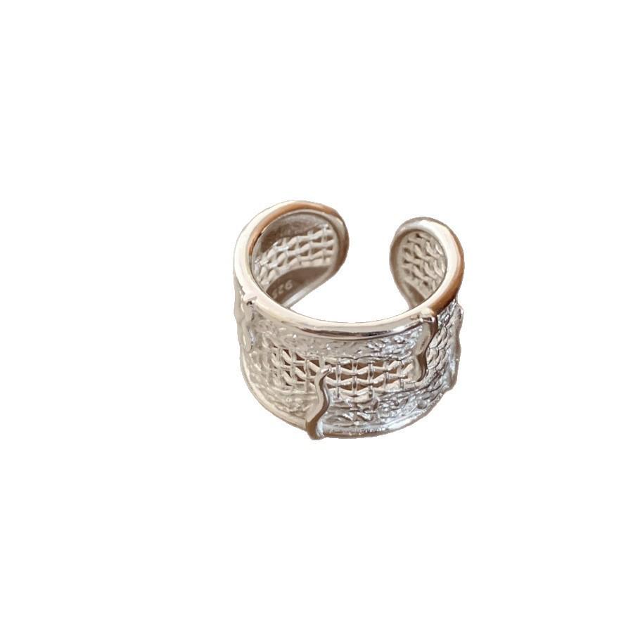Trendy Geometric Mesh Hollow Open Adjustable Ring for Women – Exquisite Creative Lava Texture Index Finger Ring