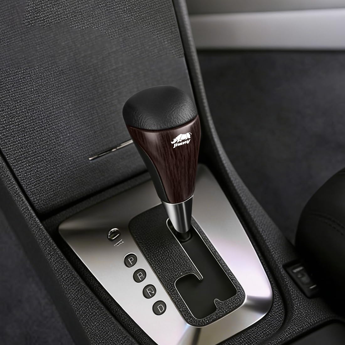 

Stylish and comfortable shift knob for Jimny Includes adapter for Features a cool good and is and Easy Safe JB23. M8/M10 MT/AT. design, stability,