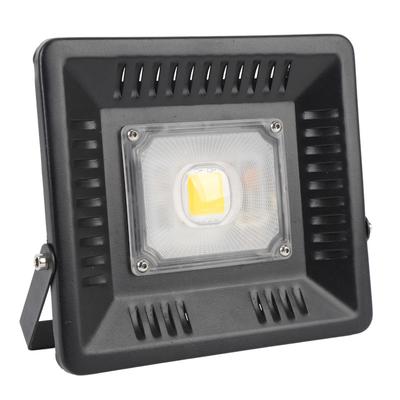 50W LED Flutlicht IP65 Regendicht Festverdrahtet 5000LM Superheller Fluter mit Verstellbarem Metall