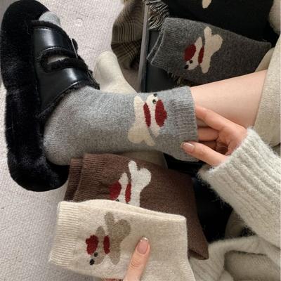 Çoraplar ve tuhafiye – Çoraplar