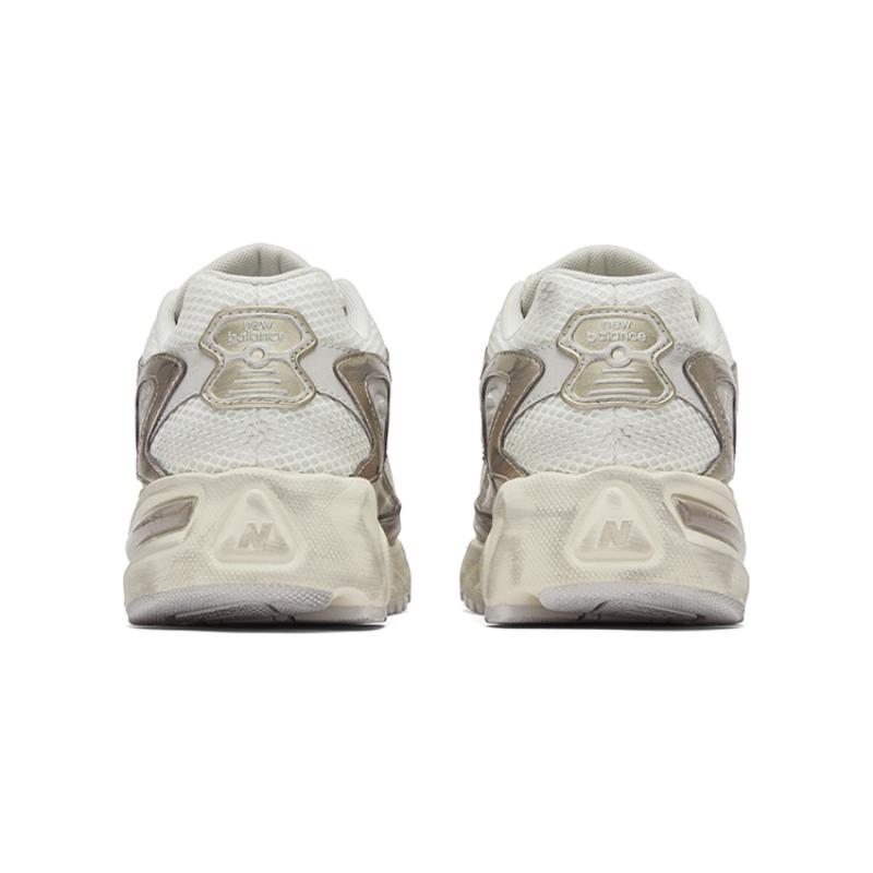 New Balance 725v1 'Moonbeam' Sneaker ML725GB1